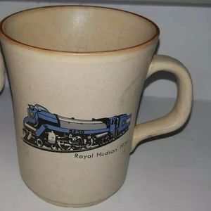 Vtg  Norttcraft Mugs ''Royal Hudson 1939 design trainVtg Norttcraft  ''Royal Hud